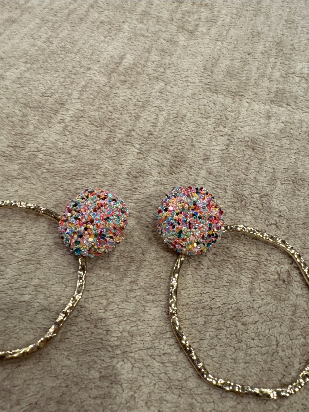 Earrings - Picture 2 of 3